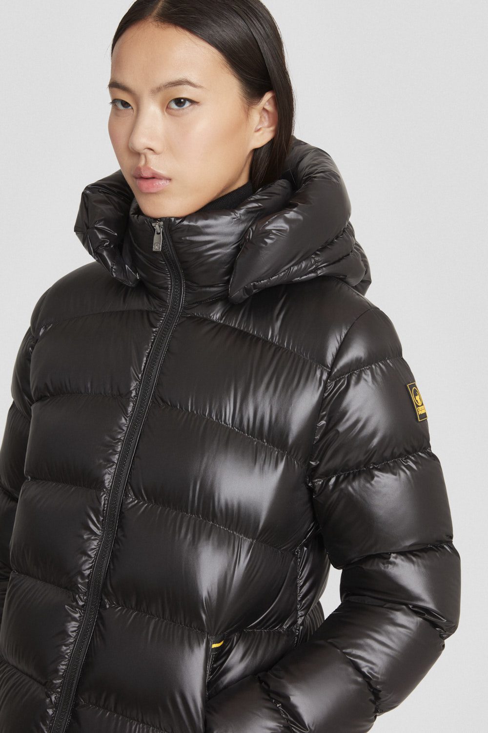 Piumino Ciesse medio-lungo nero con cappuccio staccabile