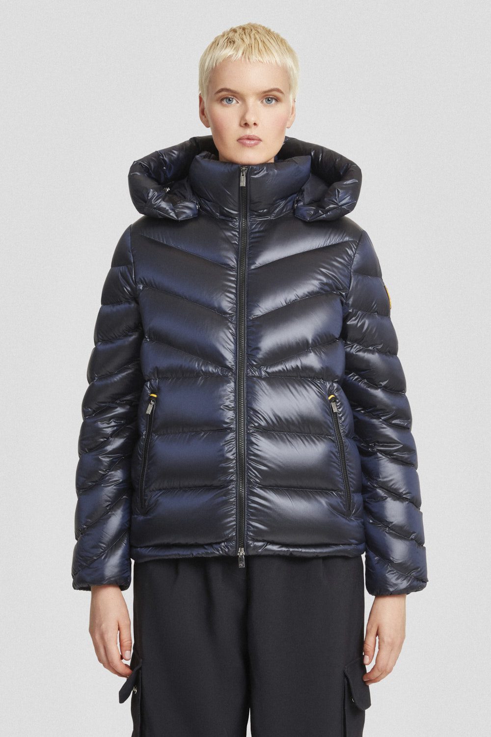 Piumino Ciesse corto blu con cappuccio staccabile