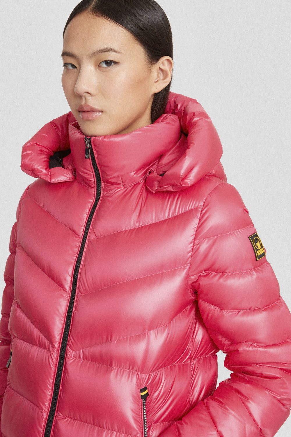 Piumino Ciesse corto fucsia con cappuccio staccabile